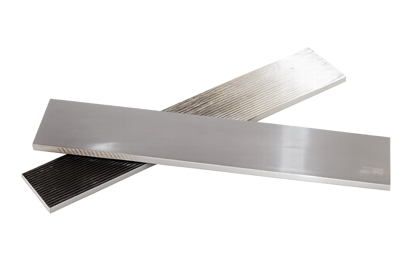 hoovelterad-kvarnstrands-planer-knives