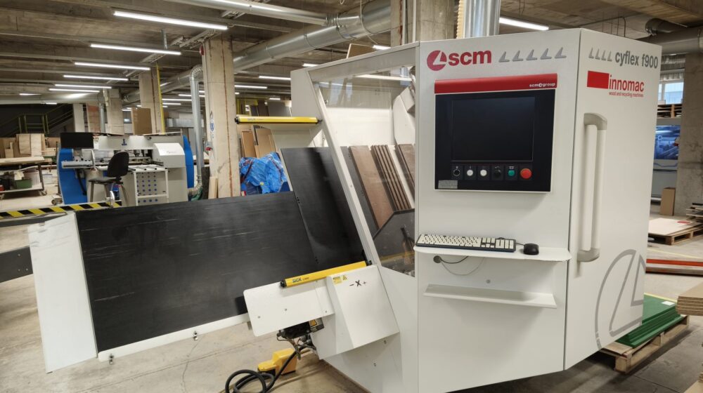 SCM Cyflex F900 CNC puurpink
